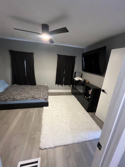 Clean and cozy modern Indianapolis retreat  Main Photo