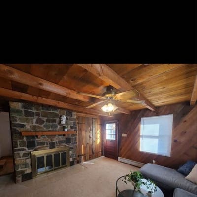 Enjoy Lake side living with separate entrance and  Main Photo