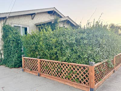 Private Gate/ Yard/ Deck/ Entrance Main Photo