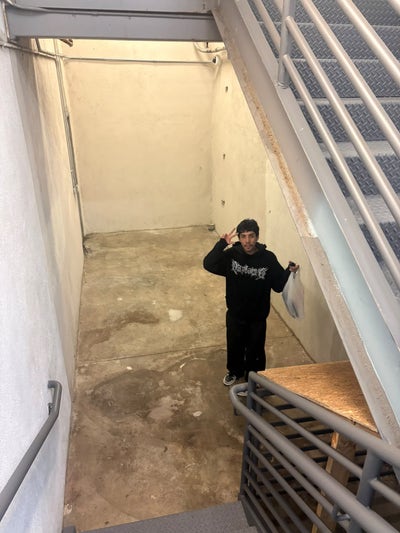 Room wanted in Los Angeles Main Photo