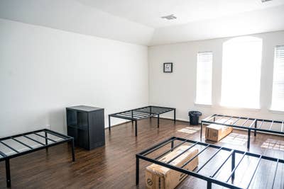 No Credit Check| Shared Rooms Available Main Photo