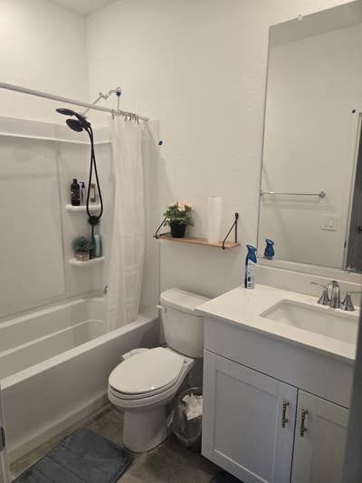 Monthly Rent: $850 / month (Utilities included) Main Photo