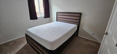 Granite Falls Room Close to Hiking Main Photo