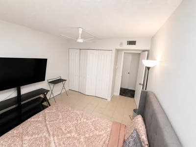 Furnished Private Room & Bathroom – Move-In Ready Main Photo
