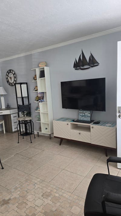 St Pete Beachst Floor 1BdrmBath condo laid back be Main Photo