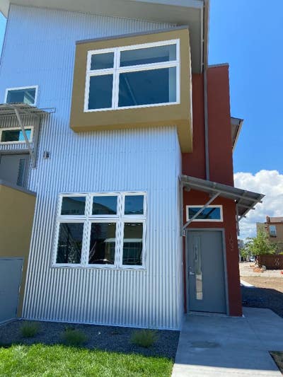 Recent Condo in the Heart of Old Town Main Photo