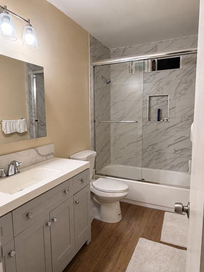 Room + Private Bathroom Near Melrose & La Brea  Main Photo