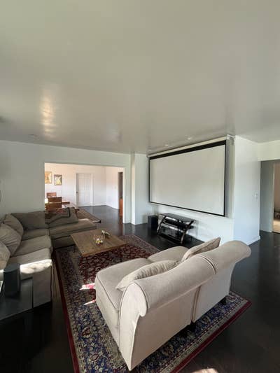 Large private room in Echo Park house, DTLA views Main Photo