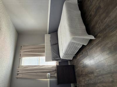 Private bedroom for rent  Main Photo