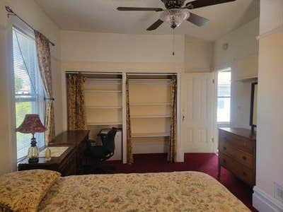 Room in Alameda Victorian with Magical Garden Main Photo