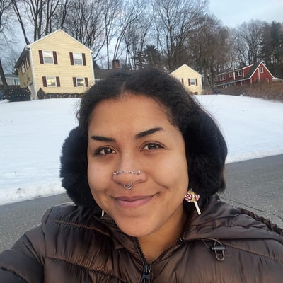 Artist and Social Service Worker in Urgent Need! Main Photo