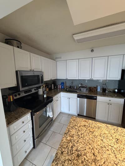 River North/Gold coast $1850 private room in 2B/2B Main Photo