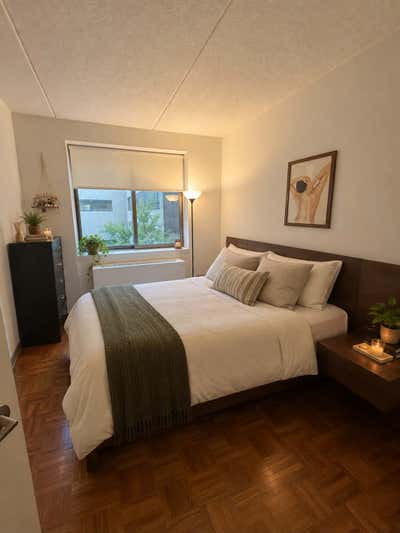 Room For Rent in the Heart of Hell's Kitchen Main Photo