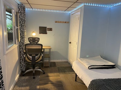 Cozy affordable room near UMD Main Photo