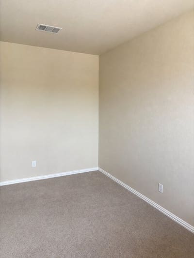 Room For Rent Main Photo