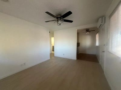 One BR and one bathroom in a Clean comfortable spa Main Photo