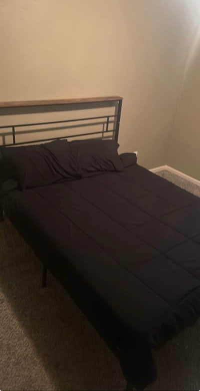 Room for Rent – Comfortable & Peaceful Living! Main Photo