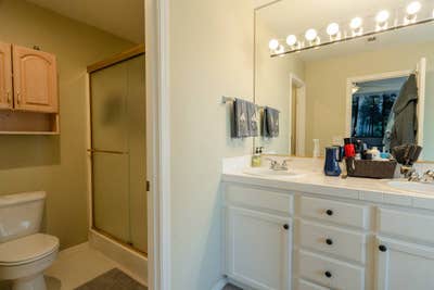 Master bedroom with private bath, Intel Jones Farm Main Photo