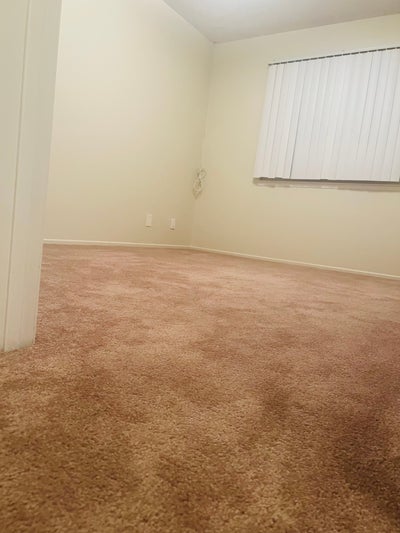     Clean & Quiet South Huntington Beach Room with Main Photo