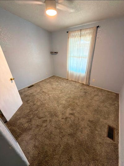 Cozy room for rent in Jurupa Valley Main Photo