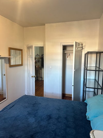 Room for Rent Main Photo