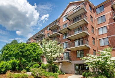 1b1b apartment at Andover Place for subleasing Main Photo