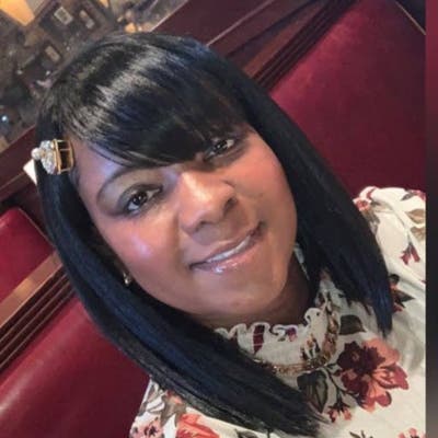50 year old Female seeks a small or large room Main Photo