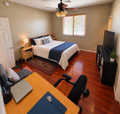 Bright Room- Great Subdivison, Private Fridge, Pro Main Photo