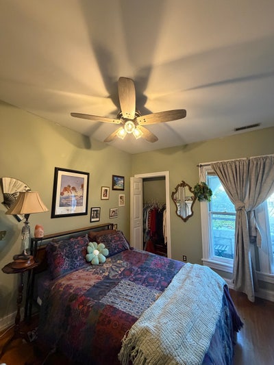 Room in Admo Main Photo