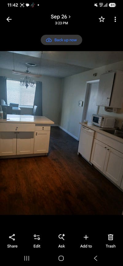 Im renting   one bedroom out in my house  Main Photo
