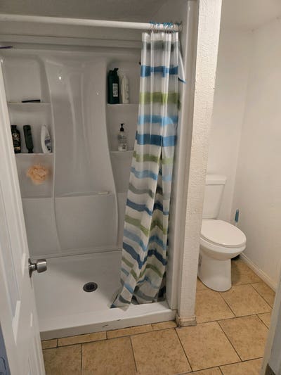Private Room Available NOW ** BL/ Downtown SD Main Photo