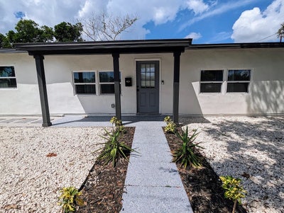 Roommate Wanted in St. Pete Main Photo