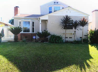 Searching for Roommate in Ladera Heights Main Photo