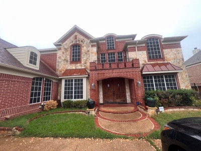 Sizeable rooms in Grand Prairie Main Photo