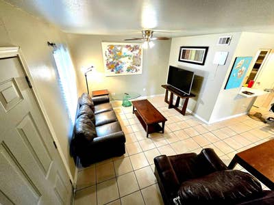 3br Home in Spring Branch. Only 3 rooms. Safe area Main Photo