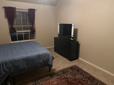 Furnished Room For Rent $500 per month Main Photo
