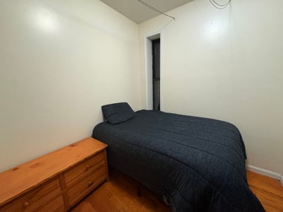 Room? Main Photo