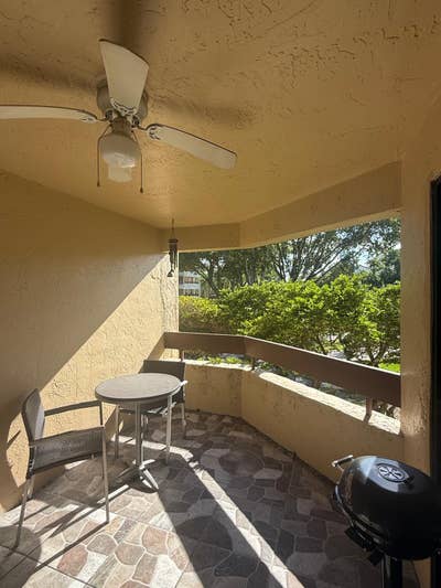🛏️ Furnished Private Room + Your Own Private Bath Main Photo