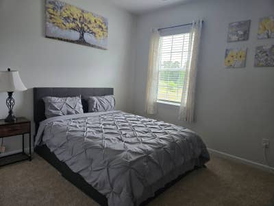 Quiet cozy 1 room for rent in a house  Main Photo