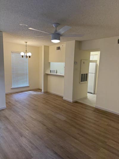 _Bedroom Condo for Rent_Great Location Near Dallas Main Photo