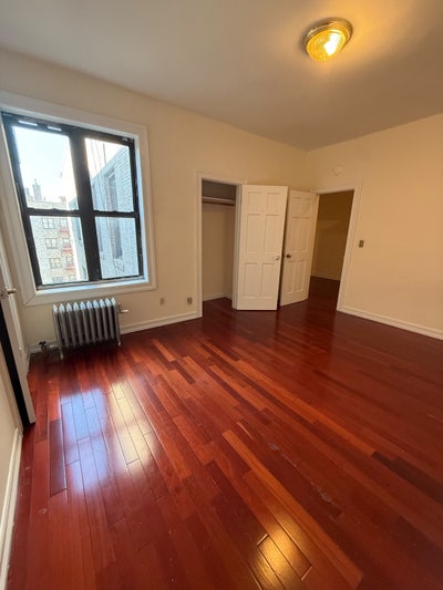 GREAT DEAL - 4 Beds, West 171st str, Washington H Main Photo