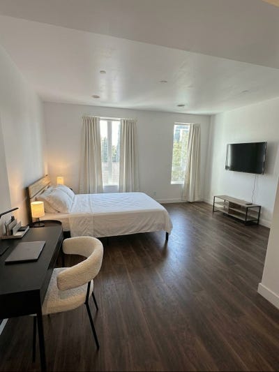 Luxury Shared Home Hollywood - Flexible lease Main Photo