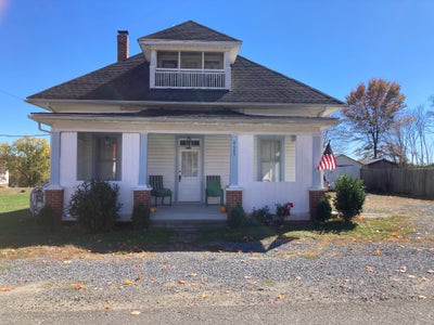 Excellent Location-Marshall VA-Private Bathroom! Main Photo