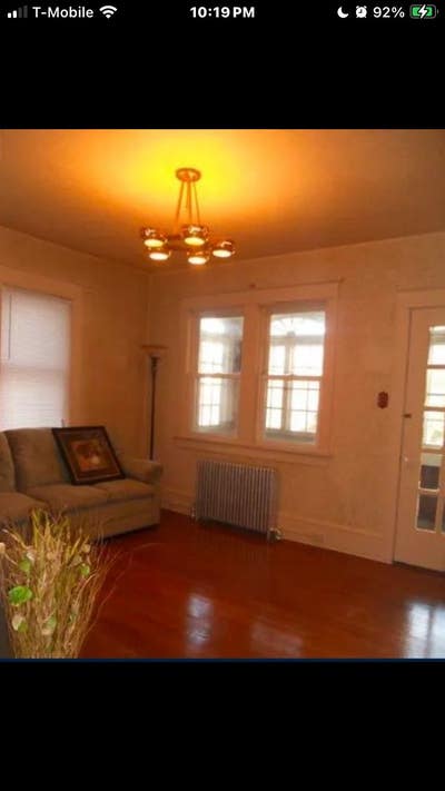 Nice Size Bedroom Main Photo