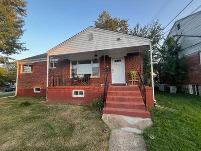 Cozy 1 Bedroom 1 Bathroom In Prime Silver Spring  Main Photo