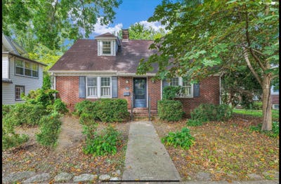 Urbana House_ Room for Rent for 2027 _ School yea Main Photo