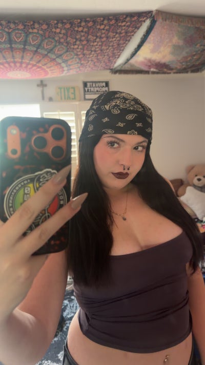 Room wanted in Huntington Beach, CA Main Photo