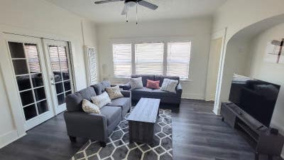Completely Furnished 1 Bed Apartment Main Photo