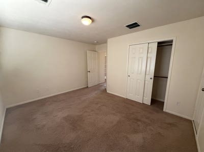 Cozy 1BR Room for Rent in Single Family Home_Hous Main Photo