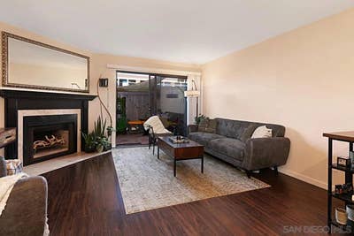 One Room in 2bed/1.5bath Talmadge Condo Main Photo